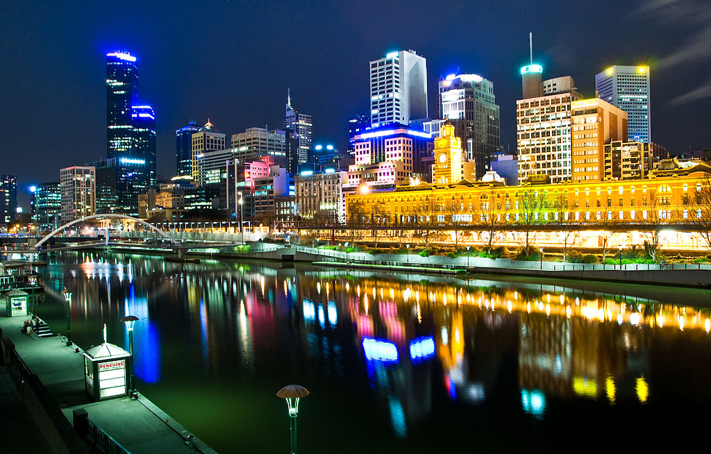 1024px-Melbourne,_Australia_by_night